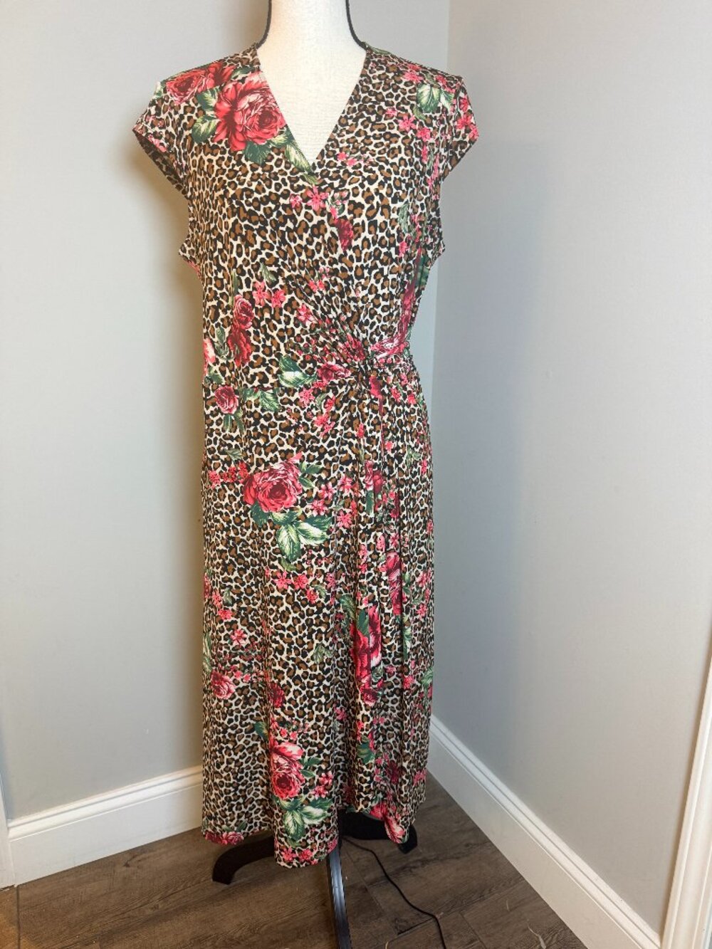 Signature by Robbie Lee dress